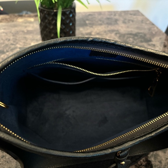 Louis Vuitton carry all pm - Picture 8 of 14